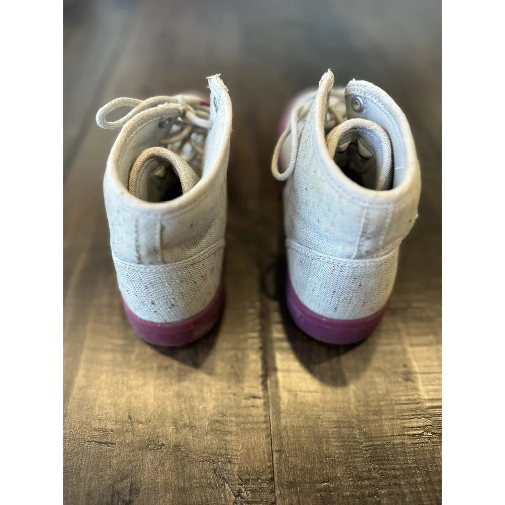 Nike product pair